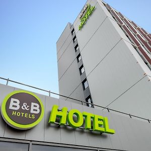 B&B Hotel Bordeaux Centre Gare Saint-Jean
